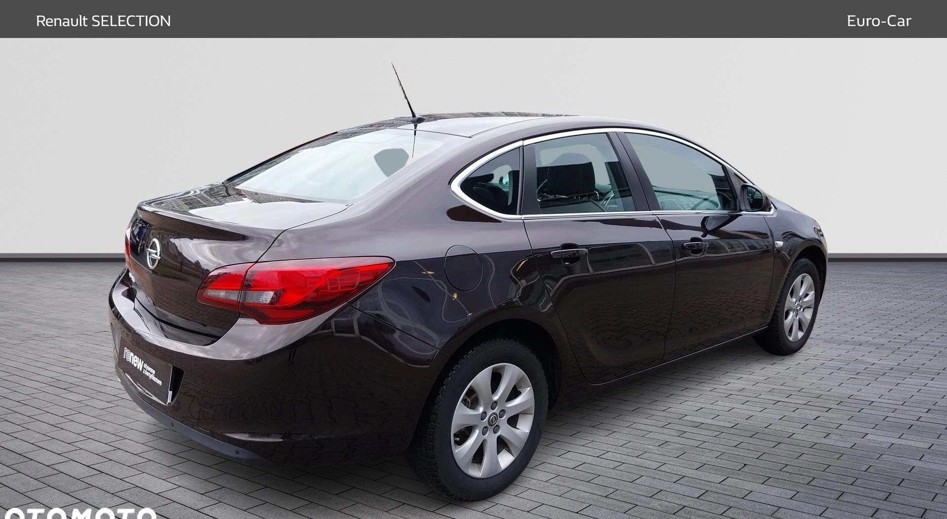 Opel Astra cena 39700 przebieg: 194300, rok produkcji 2017 z Różan małe 172